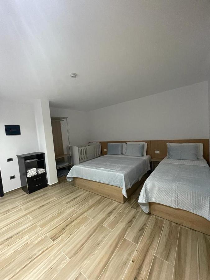 Hotel Verzaci Rinas Εξωτερικό φωτογραφία