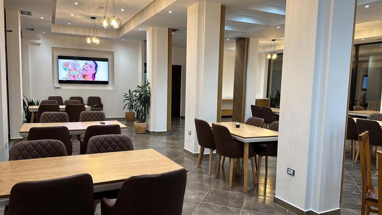 Hotel Verzaci Rinas Εξωτερικό φωτογραφία