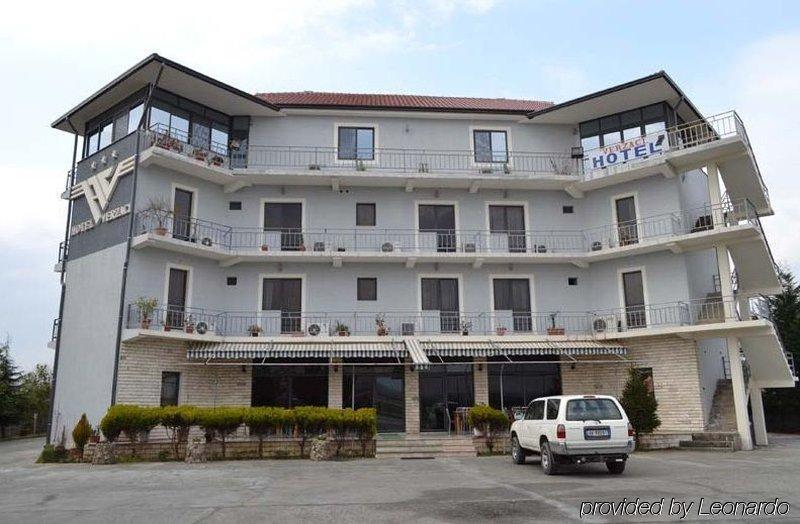 Hotel Verzaci Rinas Εξωτερικό φωτογραφία