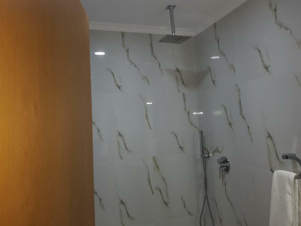 Hotel Verzaci Rinas Δωμάτιο φωτογραφία